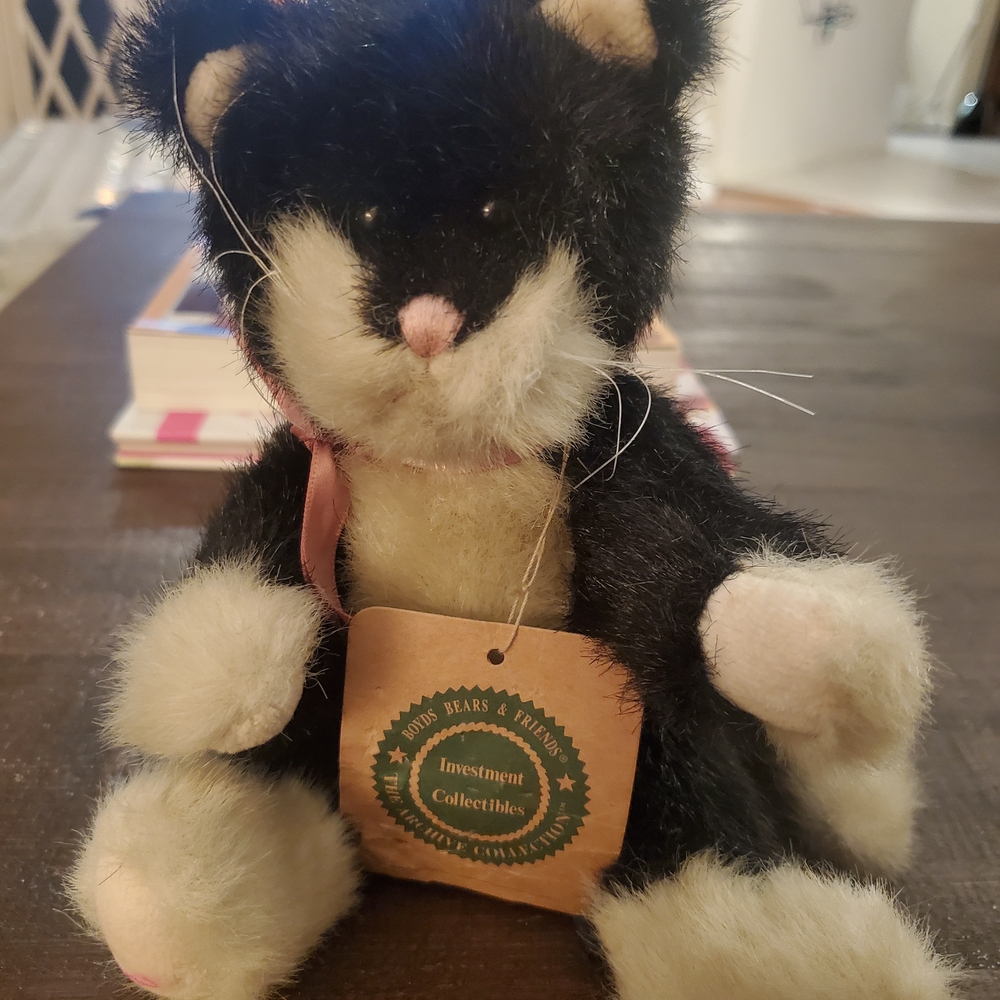 Boyds Bears Black and Cream Plush Cat
